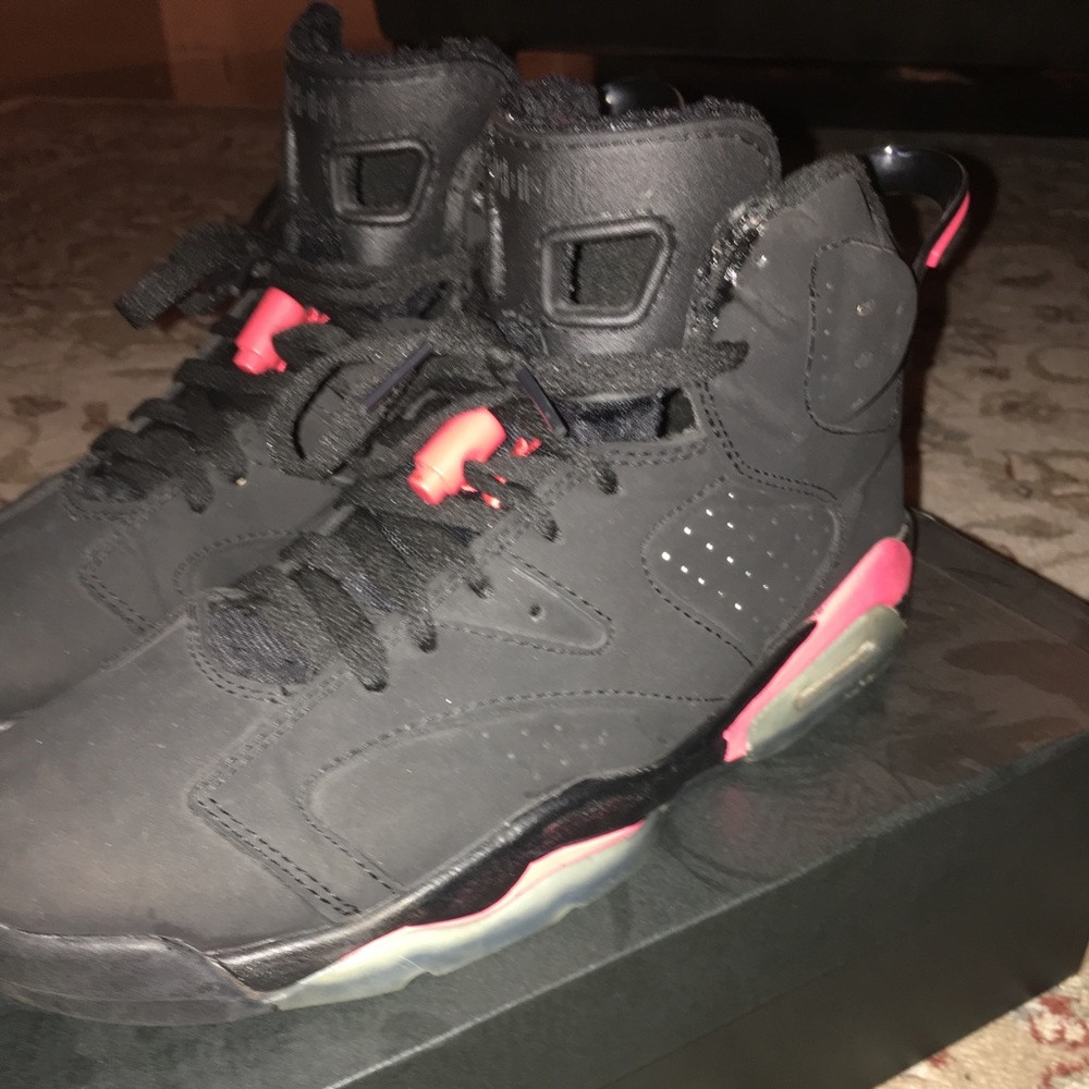 Air Jordan Retro 6